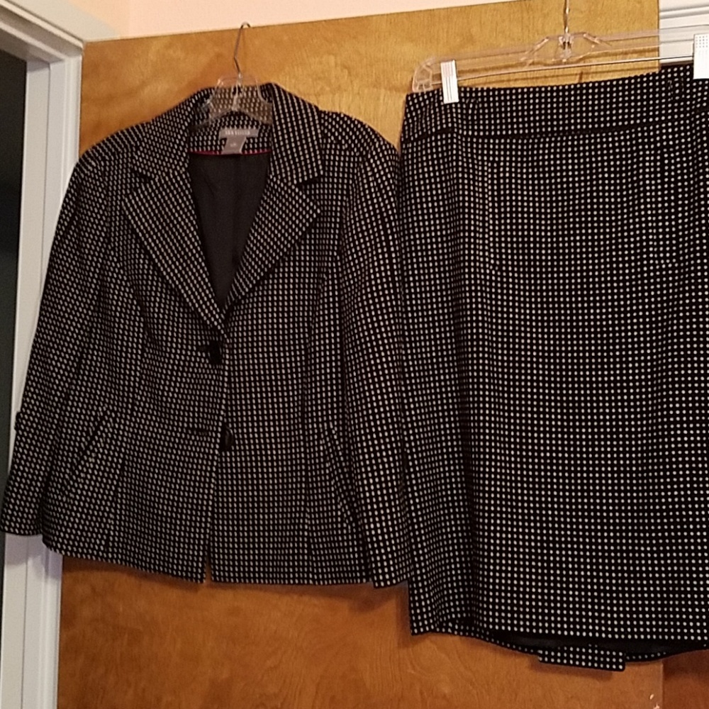 Suit